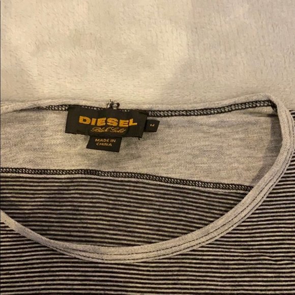 Diesel Women Gray Black Thin Stripes Short Sleeve T-Shirt Size Medium - Picture 3 of 4